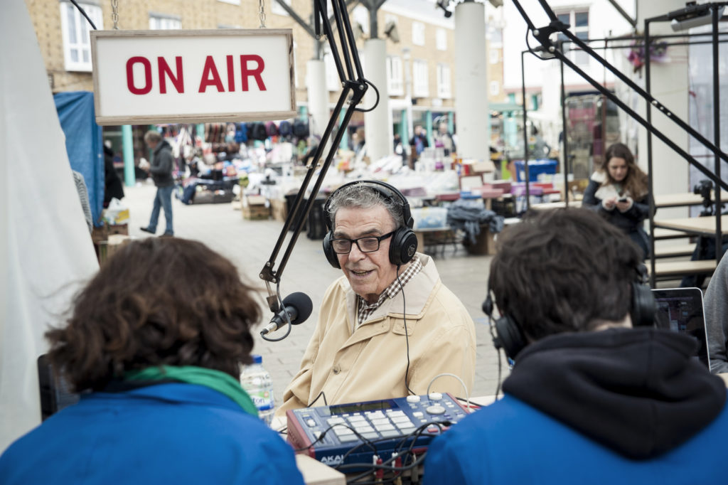 Karaoke at the Market, The Chrisp Street Market Show, London, UK, 12/04/2014 © Dosfotos